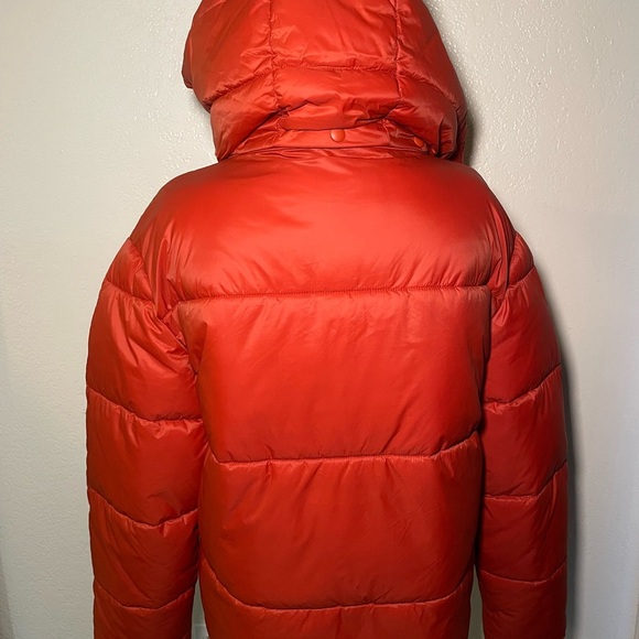 J. Crew Women's Vibrant Red Puffer Coat - Picture 3 of 10